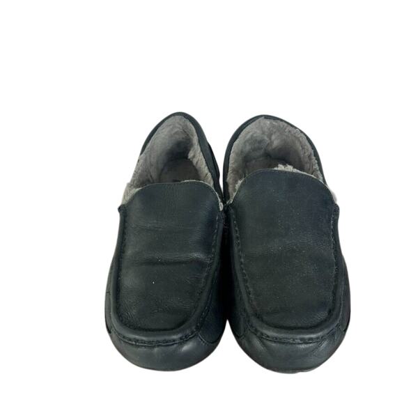 UGG Ascot Slippers Shoes Mens 10 Black Leather Moccasins Wool Sheepskin Lined main image 4